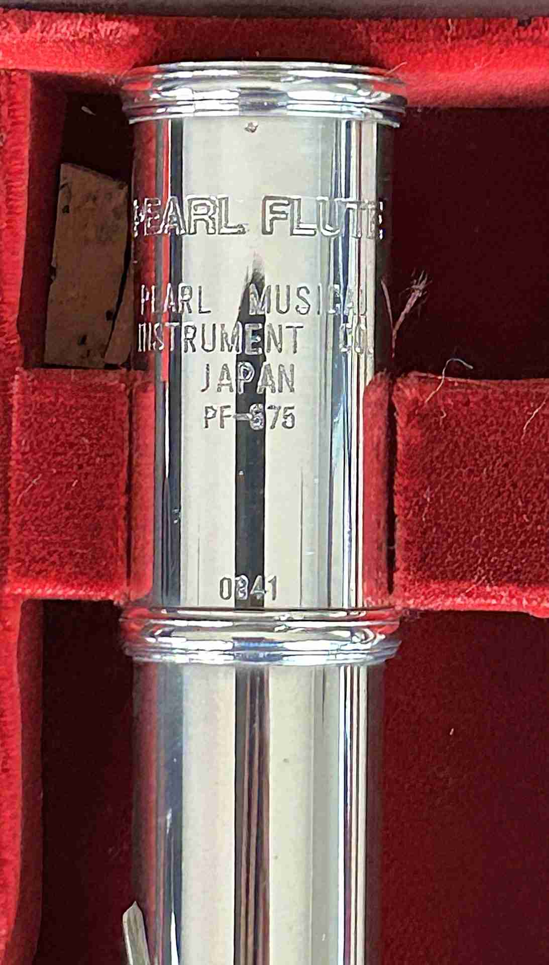 Pearl PF-675 Closed hole flute.